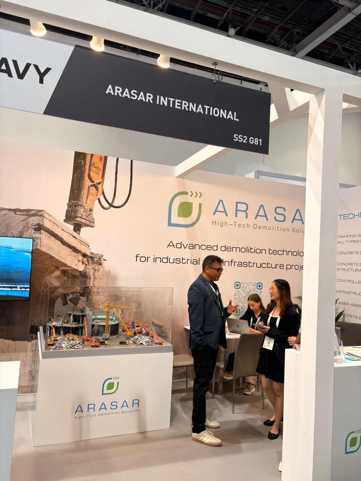 Arasar International team welcoming visitors at Big 5 Global 2025